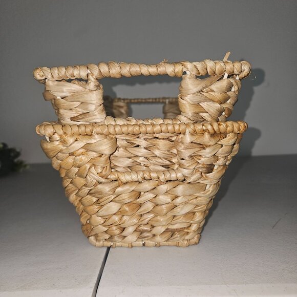 Baskets - Picture 2 of 7